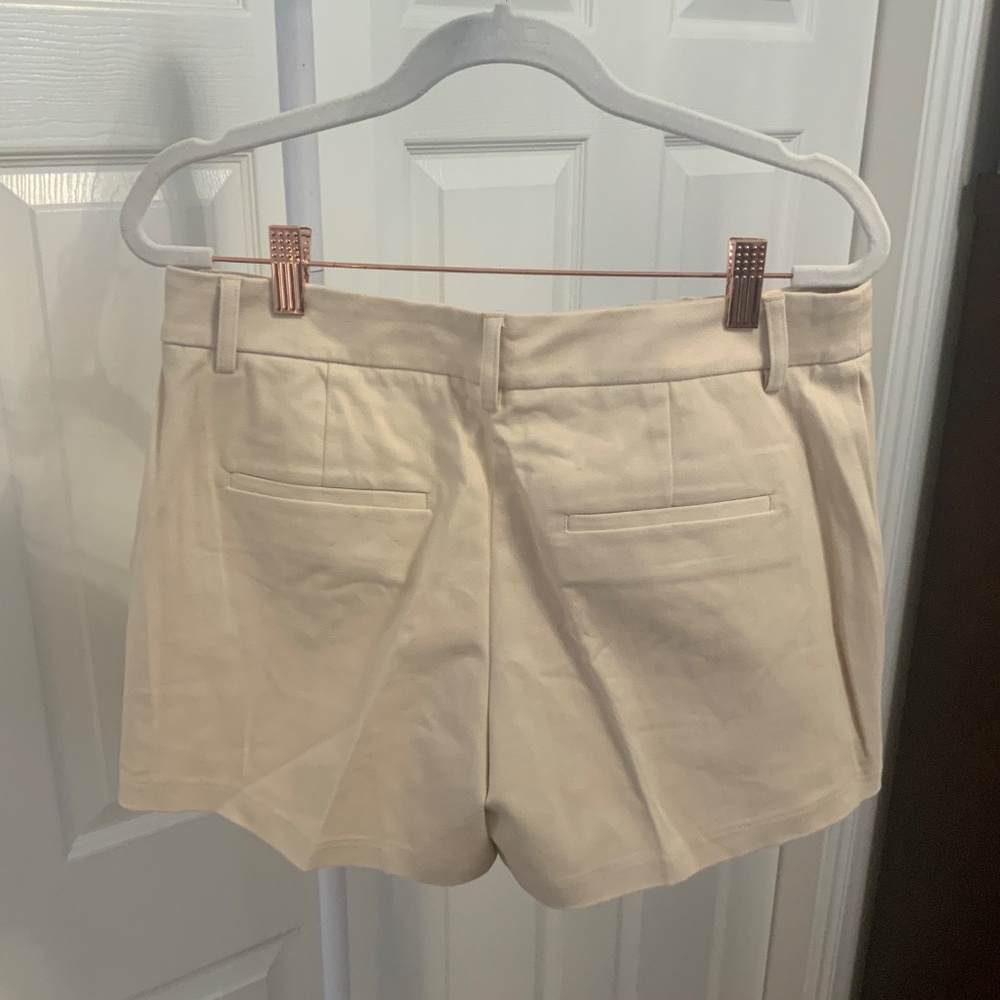 Express Editor Mid Rise Tailored Shorts - Picture 3 of 6